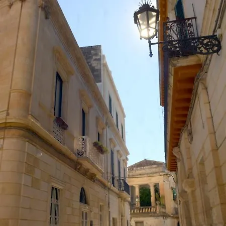 Il Garbino And アパート