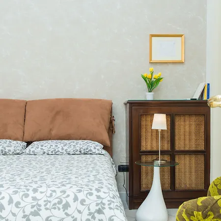 アパート Il Garbino And