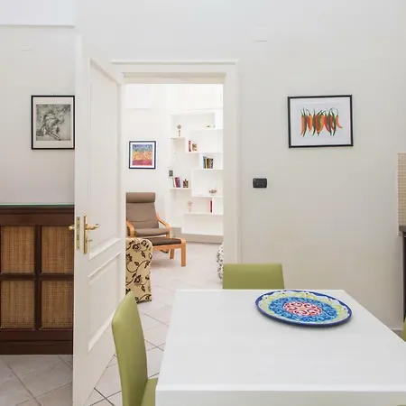 Il Garbino And アパート