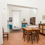 Il Garbino And Apartamento Lecce