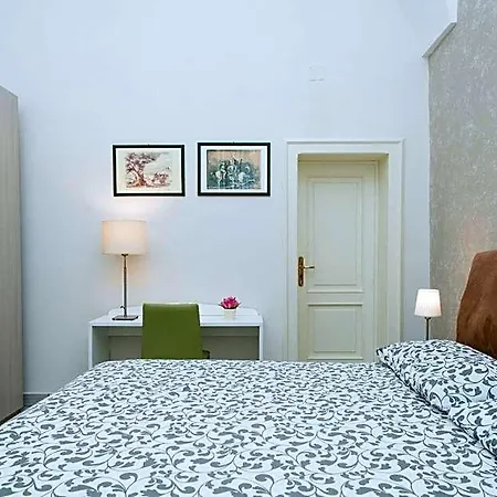 Il Garbino And Apartment Lecce